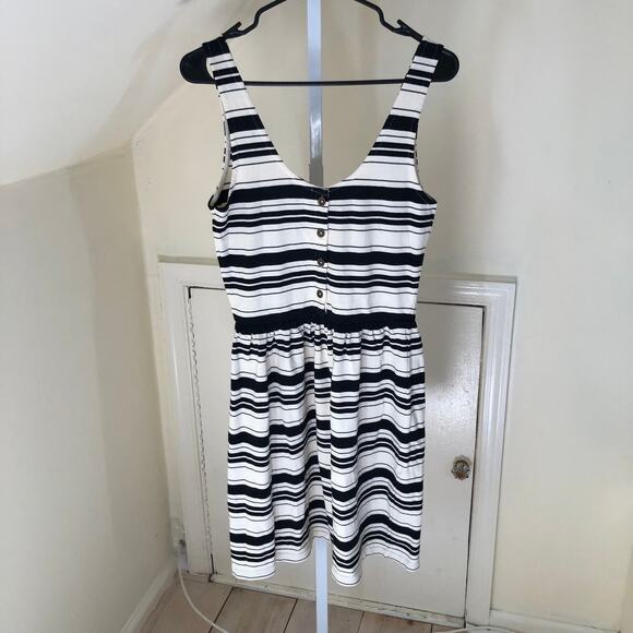 J. Crew NWOT Women's Villla Black Cream Fit & Flare Striped Sleeveless Dress S - Picture 5 of 8